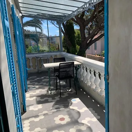 Jacqueline Lägenhet La Seyne-sur-Mer